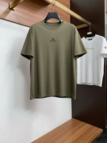 Spring and summer new arrivals exclusive to the store latest short-sleeve round-neck T-shirt.