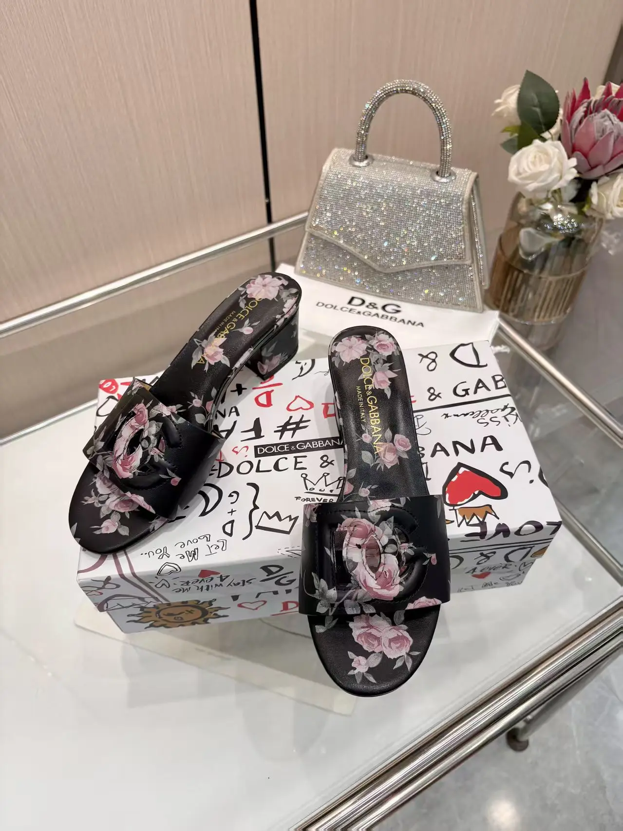 原单DG女鞋|高仿DG女鞋|精仿DG女鞋|一比一DG女鞋杜嘉班纳新款 码数35-43 橡胶底