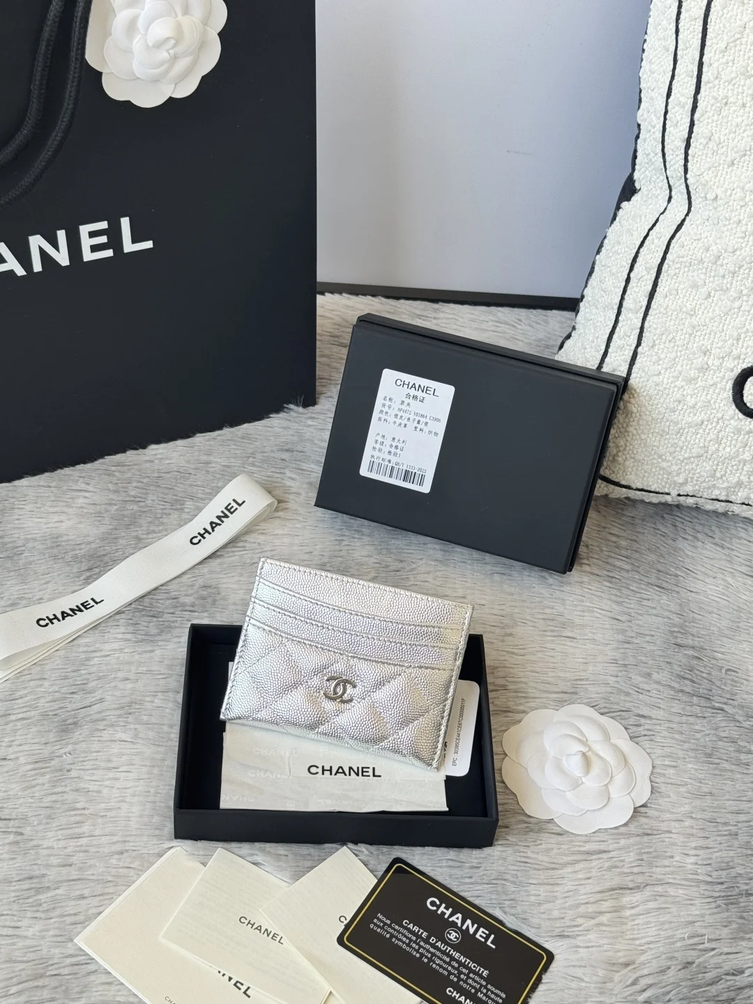 新增彩色 2026新色chanel 新品 卡片包鱼子酱牛皮七个卡位 可放零钱 进口意大利鱼子酱牛皮制作+五金logo 太美了 超爱的 颜色如图所示明 收纳方便快捷 迷你卡包 编号 AP4472 尺寸:w11×h10cm