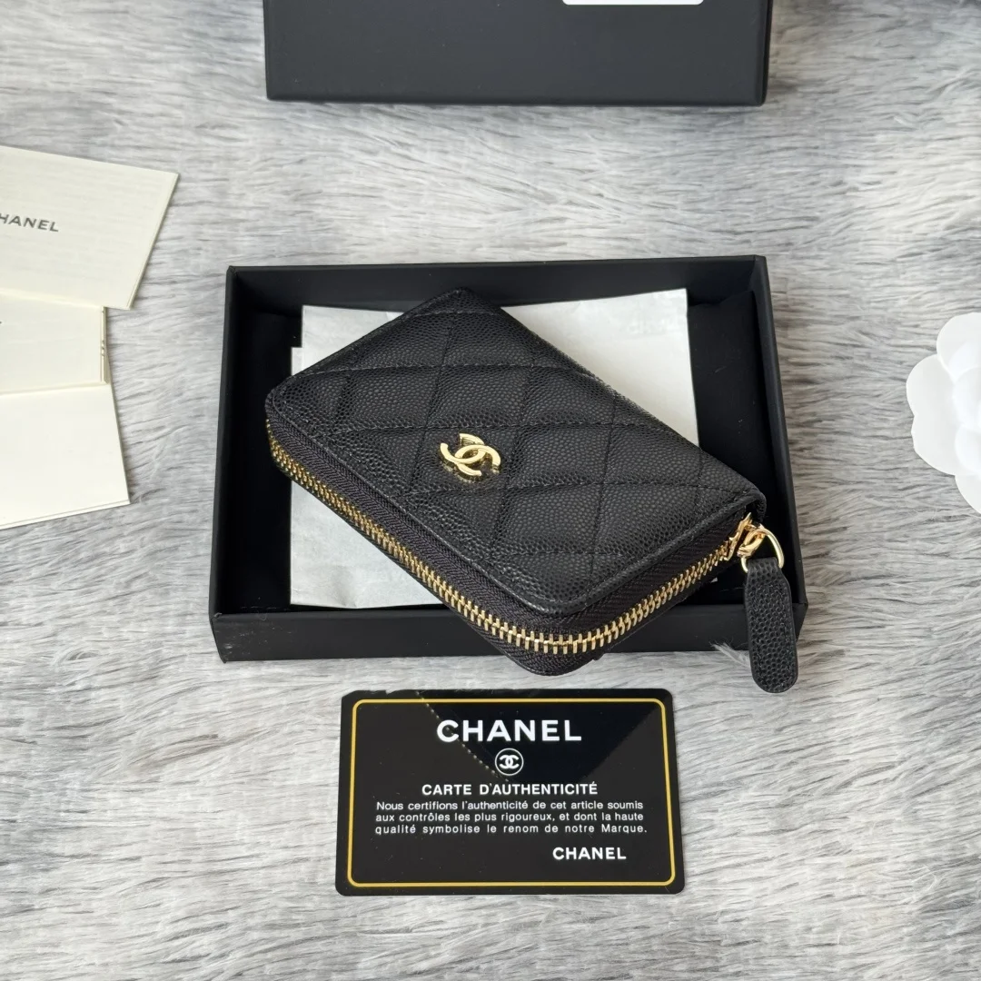 Chanel AP0216 Lambskin Quilted Long Wallet - Detail view 5