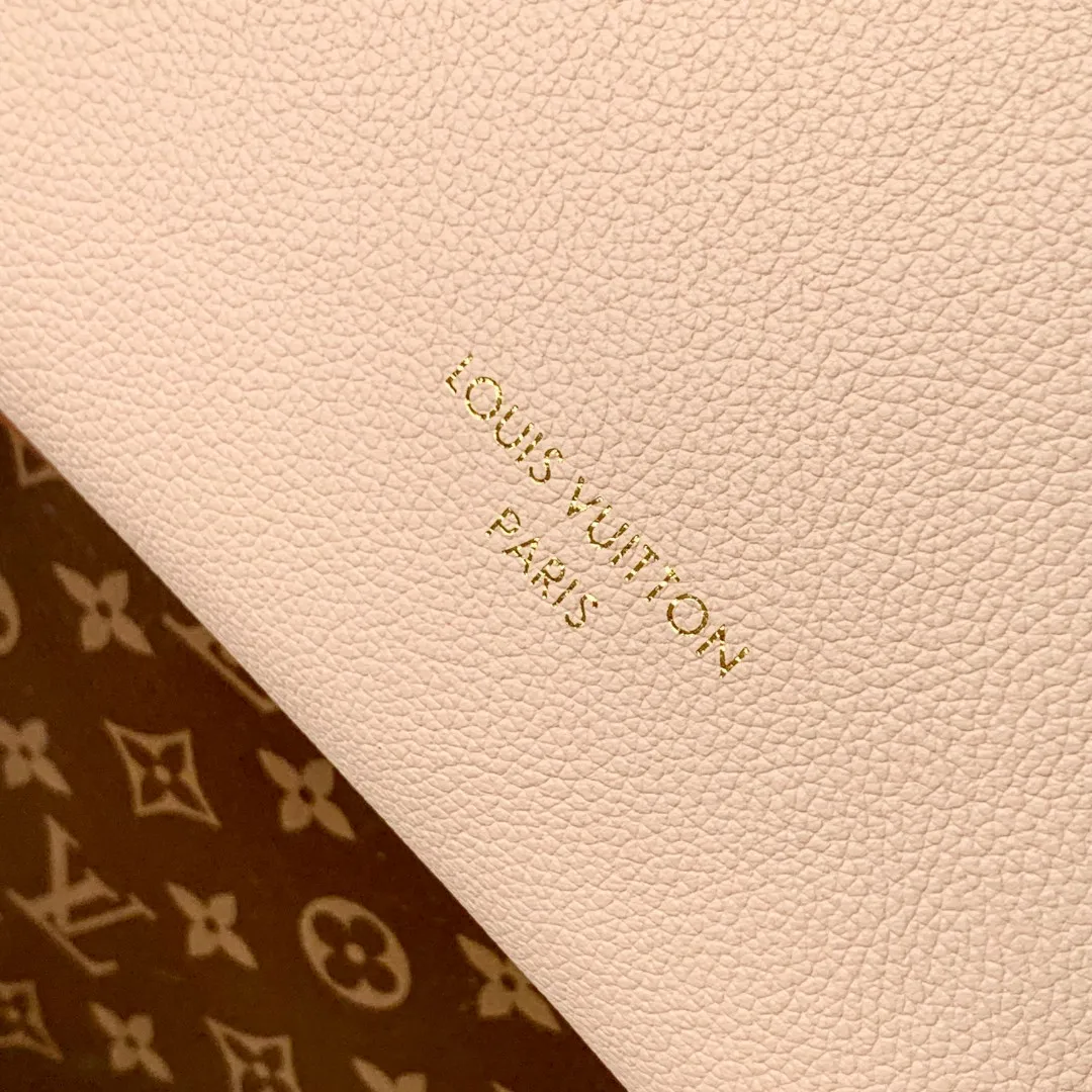Louis Vuitton M14265 Full-Grain Cowhide Leather Handbag Women s Shoulder Bag - Detail view 7
