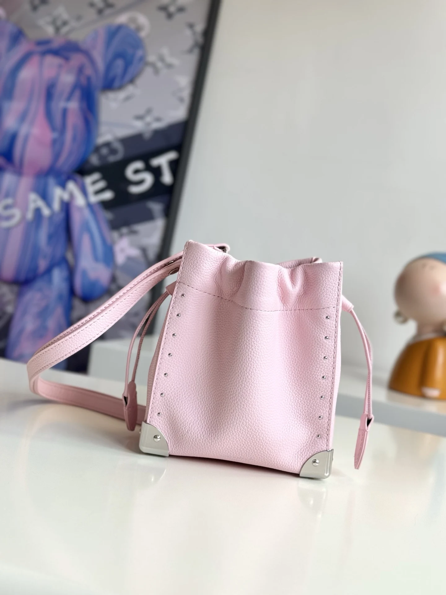 Louis Vuitton M2A067 Dreamy Colors Leather Handbag Women s Crossbody Bag - Detail view 1