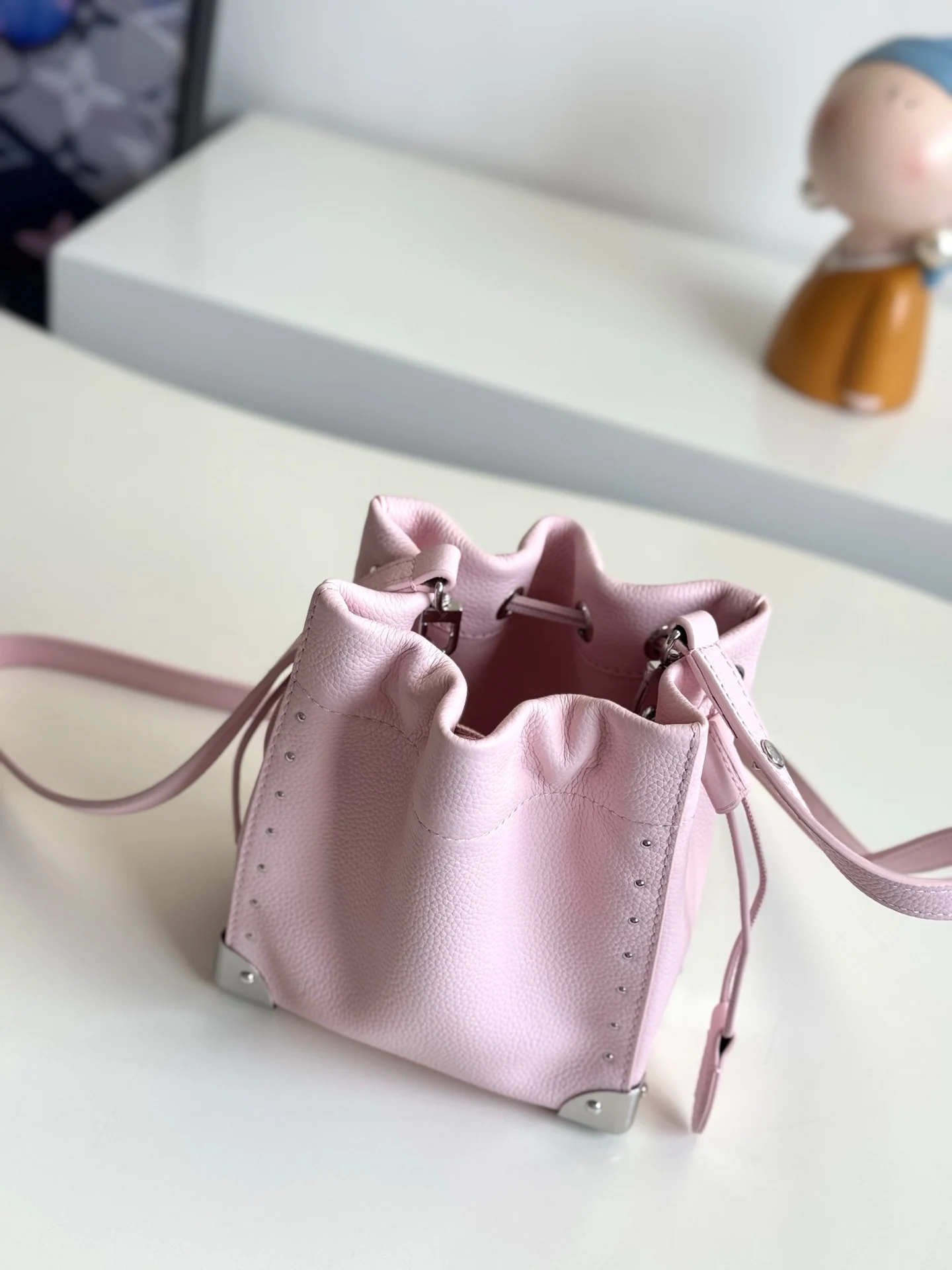 Louis Vuitton M2A067 Dreamy Colors Leather Handbag Women s Crossbody Bag - Detail view 5