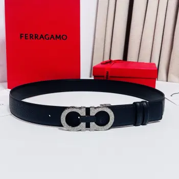 Ferragamo 菲拉格慕  宽度3.5cm 高级定制款男士皮带 荔枝皮底双面进口牛皮 可双面使用 自行选择搭配 真材实料 很有质感 时尚经典不失风范 搭配精品尾夹扣 长短可自行裁剪