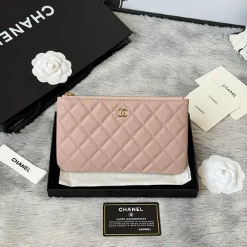 CHANEL 手拿包原单品质可放银行卡头层牛皮 新款鱼子酱 小球纹 菱格零包/手拿随身包 编号 A 尺寸 20x12.2x1cm