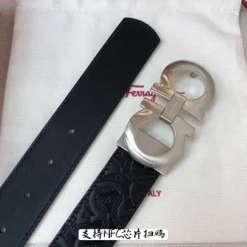 菲拉  宽度3.5cm 双面头层牛皮带身 正面压花工艺 背面平纹 可双面使用 经典尾夹铜扣 长短可以自己剪裁