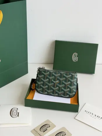 戈雅 家 超级实用 mini 包Senat Nano钥匙袋可以安全地容纳钥匙 它的实用尺寸非常适合卡片 零或硬币 编号 3306尺寸 9 cm x 1 cm x 13 cm