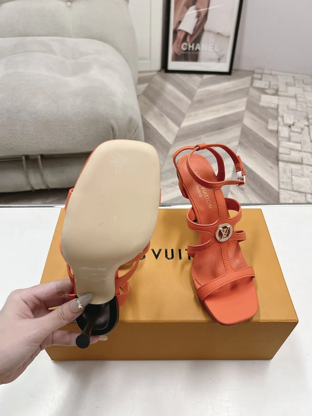 LV方头罗马凉鞋 女士凉鞋 - 细节图 9