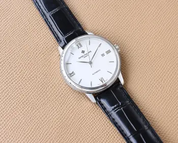 2026最新升级版 最新力作热门款 百达翡丽  PATEK PHILIPPE 最高版本高级自动腕表 男士腕表简单不失大气 40mm表径 316精钢表壳 搭载原装进口全自动机械機芯 零返修  耐磨抗刮蓝宝石玻璃 进口意大利  小牛皮 原装品质针扣 具备超强防水功能 复古风格 恒久魅力 高档奢华 绅士必备顶级出品 精品不断