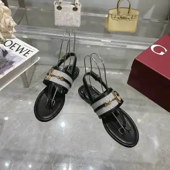 夹趾绒面凉鞋  女士凉鞋