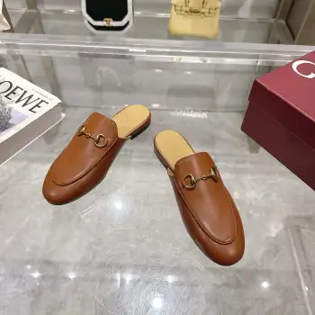 马衔扣乐福鞋 女士乐福鞋