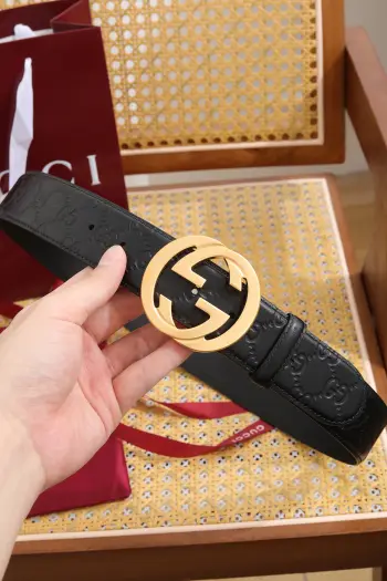 古驰全套包装 宽度38mm 专柜正品1:1完美复刻. 原版带身 印花图案清晰.配搭精扣头