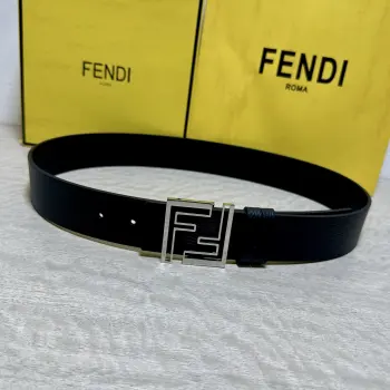 FENDl  芬迪 宽40MM双面原版小牛皮 搭配单钌钯电镀扣 完美的手感.油边 出众的设计.风格 高贵奢华 时尚大方 高清实拍 货真价实 品质保证 双面  用