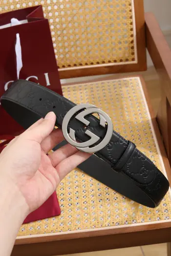 古驰全套包装 宽度38mm 专柜正品1:1完美复刻. 原版带身 印花图案清晰.配搭精扣头