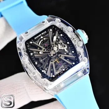 太阳出品出品 RMFactory重现 理查德 米勒 L88 RM12-01 的非凡运动品质实现材料创新与钟表架构层面的融合 推出一代传奇 RM12-01一体陀飞轮蓝宝石透明版 表壳 通过蓝宝石水晶结合打造全透明表壳 形成技术上连贯且视觉上不可分割的整体 一体式底板和表壳融合成一体 灵感来自赛车底盘 增强了刚性和抗冲击性 为RM12-01带来了明亮动人的外观  太阳出品精致推荐男士飞轮一体机械腕表