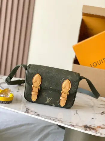  特级MB163c芯片版原厂皮 Satchel 迷你手袋取材 Monogram Surplus型号 M26969材料 A级全钢五金 进口原厂面料包装 全套原厂免税MB包装尺寸 15*6*19.5CM