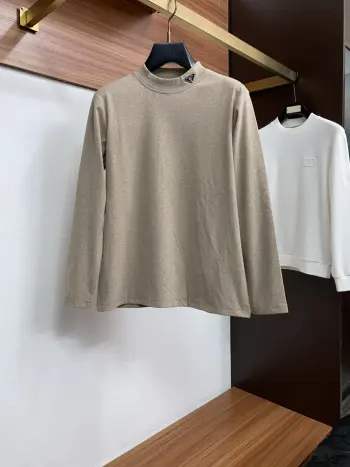 男士简约圆领长袖针织衫
