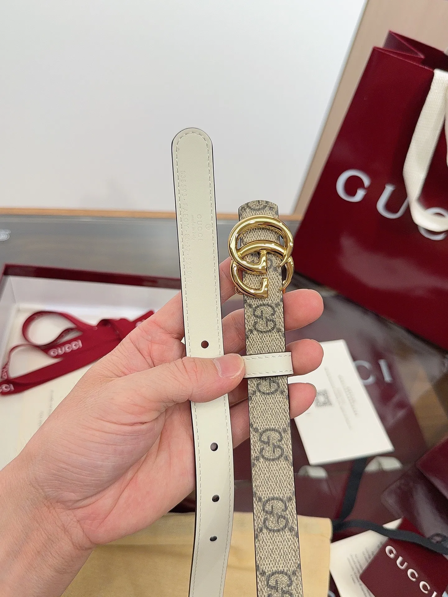 gucci G女式新款腰帶 專櫃同步 寬2.0厘米 帶身帆布杏老花-拼進口小牛皮米白 精緻真空電鍍双G型鋼扣 雙面可用