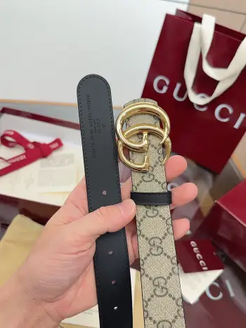 gucci G女式新款腰帶 專櫃同步 寬3.0厘米 帶身帆布杏老花-拼進口小牛皮黑色 精緻真空電鍍双G型鋼扣 雙面可用