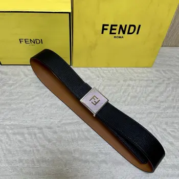 FENDl  芬迪 宽40MM双面原版小牛皮 搭配单钌钯电镀扣 完美的手感.油边 出众的设计.风格 高贵奢华 时尚大方 高清实拍 货真价实 品质保证 双面  用