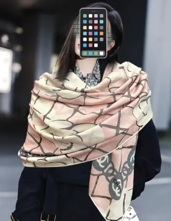 丝羊绒双面同色围巾