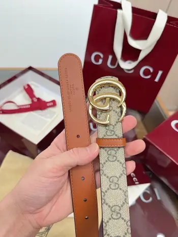 gucci G女式新款腰帶 專櫃同步 寬3.0厘米 帶身帆布杏老花-拼進口小牛皮棕色 精緻真空電鍍双G型鋼扣 雙面可用