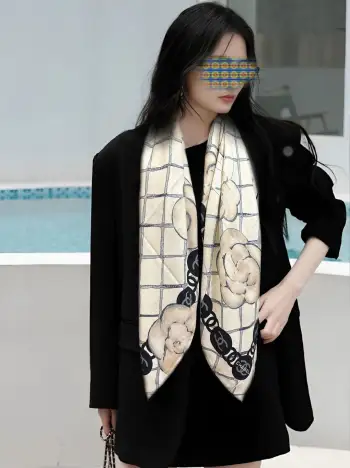 丝羊绒双面同色围巾