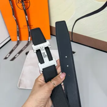  爱马仕 双面进口小牛皮 搭配精品扣 宽度3.8cm 时尚大方 百搭单品 
