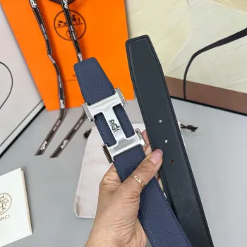  爱马仕 双面进口小牛皮 搭配精品扣 宽度3.8cm 时尚大方 百搭单品 