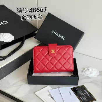 chanel -经典中号双层钱包到货 —全钢五金麦 - 顶级原单top 进口鱼子酱小牛皮的菱格纹路 非常耐看 亮金五金非常时髦  10个卡位 非常高级 专柜断货王 可放信用卡硬币 百元大钞 开合按扣编号 A48667 尺下:w15×h10×d2.5cm