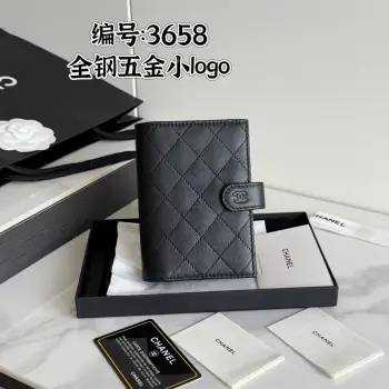 26S-新品 CHANEL 多功能护照夹小牛皮制作 大logo五金 全钢这款设计以后也可能进入经典系列钱包 护照本 二合一产品款号 AP3658原单品质 细节美到淋漓尽致 尺寸15*10*3cm 