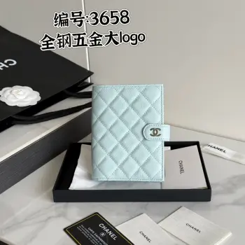 26S-新品 CHANEL 多功能护照夹鱼子酱牛皮制作 大logo五金 全钢这款设计以后也可能进入经典系列钱包 护照本 二合一产品款号 AP3658原单品质 细节美到淋漓尽致 尺寸15*10*3cm 