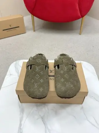 L家25𝐬𝐬 秋冬新品 老花面包穆勒羊毛拖鞋