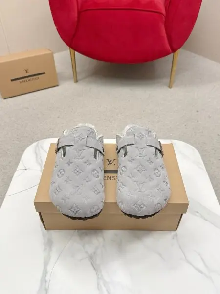Louis Vuitton 25SS Autumn/Winter New Collection Monogram Bread Mules Wool Slippers