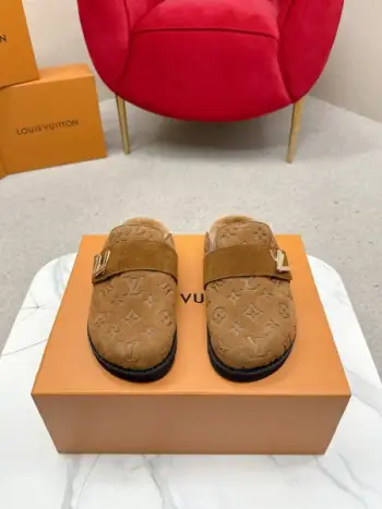 L家25𝐬𝐬 秋冬新品 老花面包穆勒羊毛拖鞋