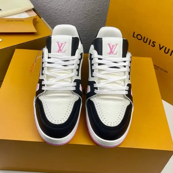 LVTrainer 低帮时尚板鞋 运动鞋