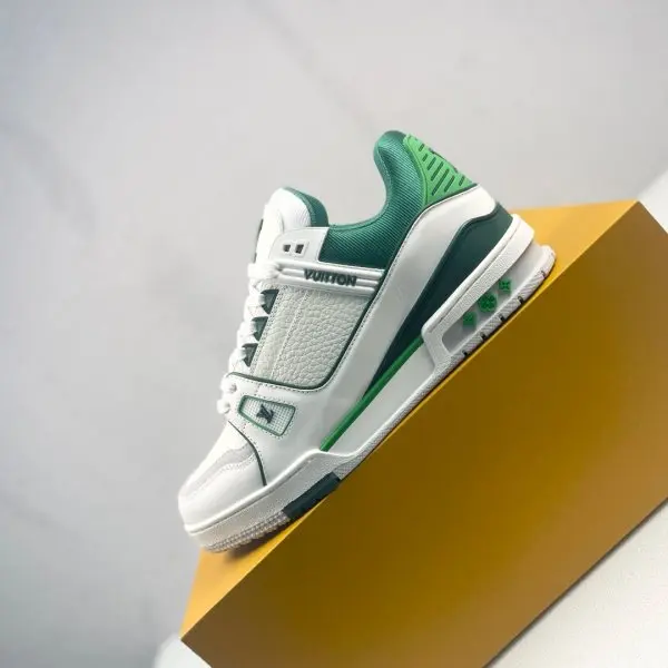 Louis Vuitton Trainer low-top fashion sneakers
