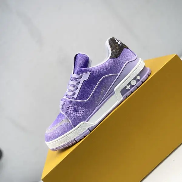 Louis Vuitton Trainer low-top fashion sneakers